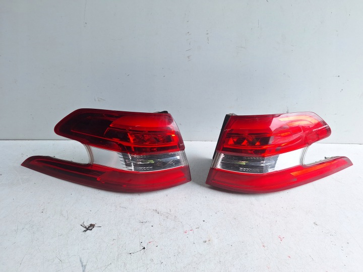 PEUGEOT 308 T9 SW 13-17 light right rear part KOMBI