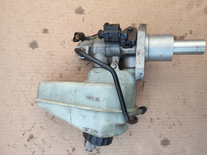 Remdrukpomp VW Golf V Octavia II 1K2611301C 4