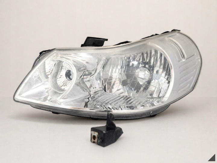 SUZUKI SX4 FIAT SEDICI 06-13 LIFT feu normal feux de brouillard gauche avant EUROPA