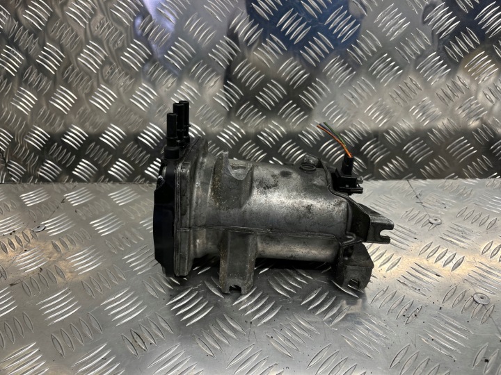 csomag szűrő üzemanyag PEUGEOT 607 6650473120