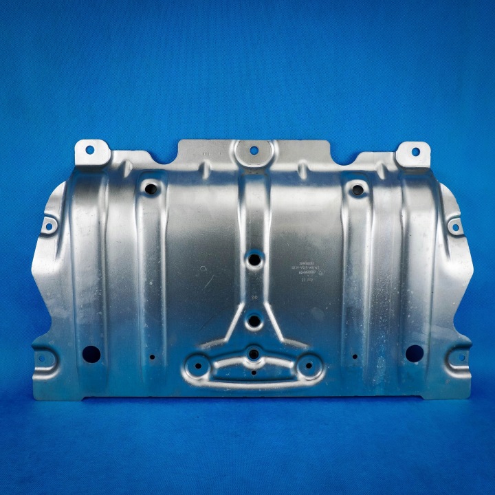 copertura grembialina sotto motore motore BMW 3 G20 4 G22 31146880899 6880899 originale 44km