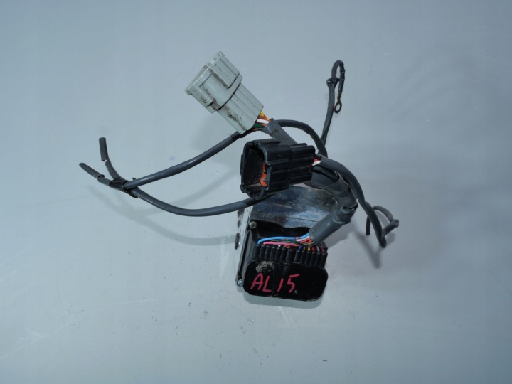 Pumpe ABS NISSAN 476008H710