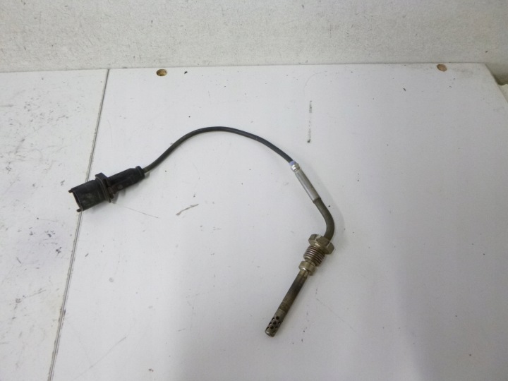 sensor temperatur gase Opel Insignia A Astra J 08-13 55566185 OE EU