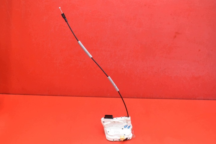 lock door right front front EU A00067222 BAIC BEIJING X7 LIFT 23