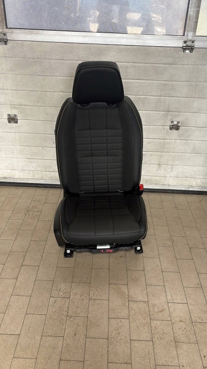 Sitz des Beifahrers vorne Seite rechts Renault Austral