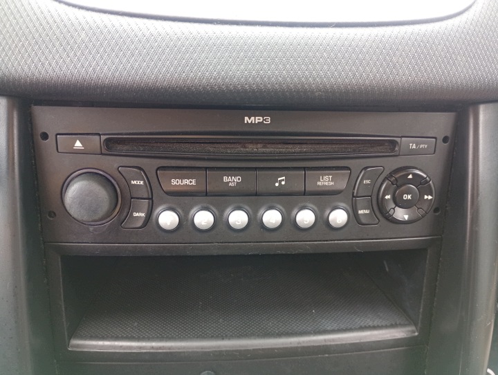 RADIO ORYGINALNE CD brakuje Peugeot 207 SW 06-13