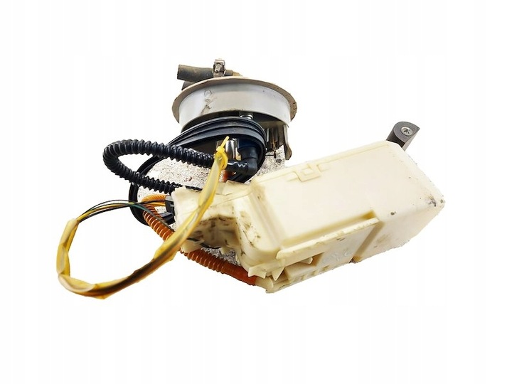 Order an Fuel pump nissan primera p11 1.6 16v vdo 991741077