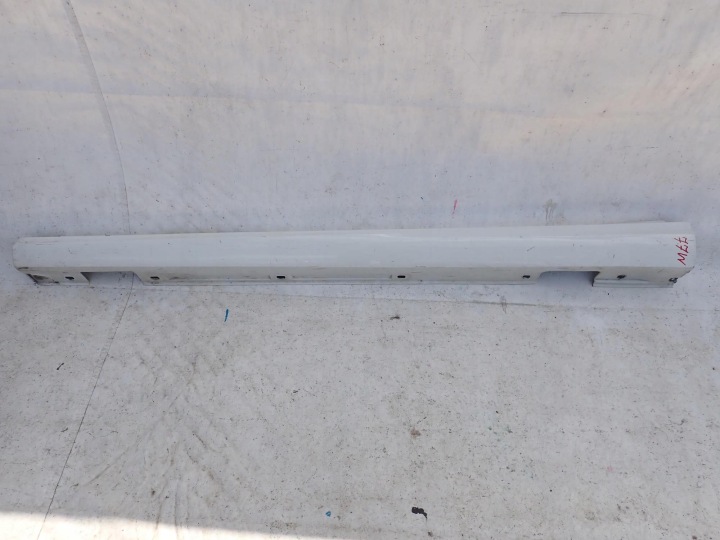 MERCEDES B-KLASA II 2 W246 11-18 threshold left moulding threshold left