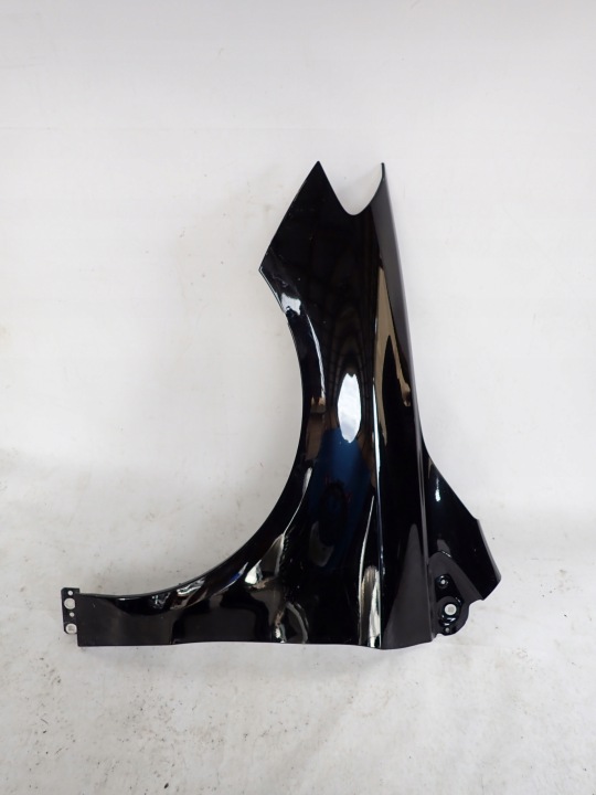 MERCEDES B-KLASA W246 11-18 fender left front front