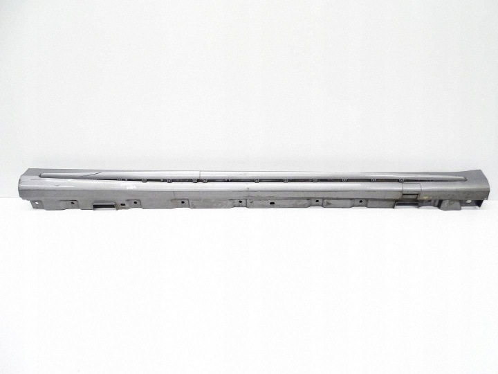 Moulage Jupe Gauche MERCEDES S-KLASA W222 LONG A2228851537