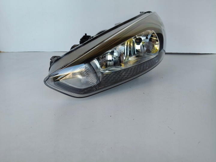 light left REFLEKTOR FORD FOCUS MK3 14- LIFT CIEMNA