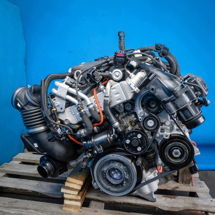 motor kompletan BMW 3 G20 G21 4 G22 G26 330dx 265KM B57D30A 2473237 21km