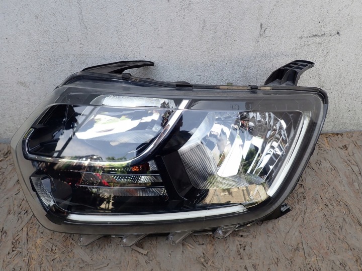 Feux phare Gauche REFLEKTOR Gauche LED DACIA DUSTER 2 II HM 2017-2021R 260609367R