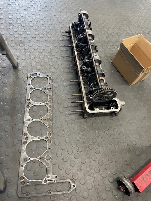 250Seb 6 válec motor pro Mercedes 14