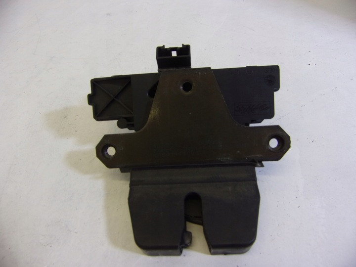 de la Serrure du capot Porte coffre hayon FORD FOCUS MK2 3M51R442A66AM