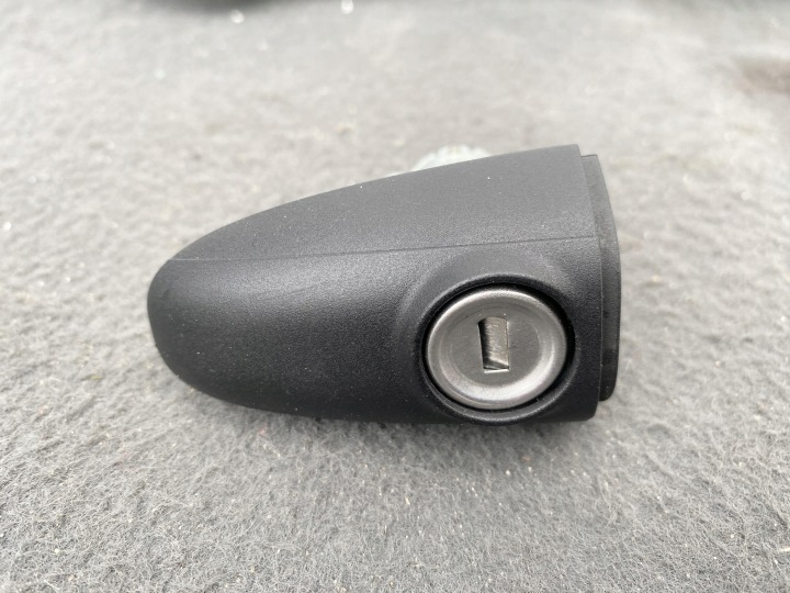 SPRINTER 906 VW CRAFTER 06- Insert de la serrure Portière PRZEDNICH A9067600005