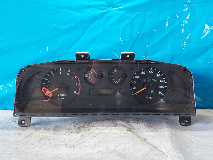 dials clock NISSAN TERRANO II 2.4 B 21000504