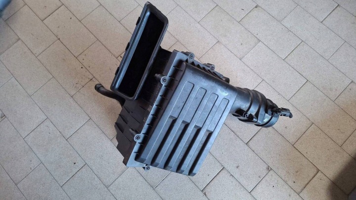 luftfiltergehäuse Volkswagen Touran III 5Q0129607AA 5QA129601D