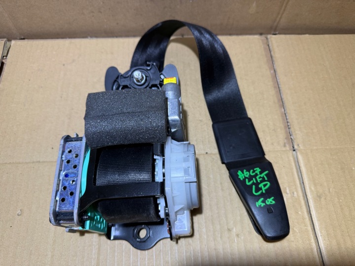 AUDI A6 C7 Gurten Sicherheits links vorne vorne 4G8857705F