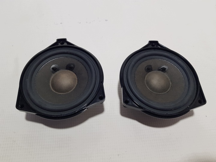 speaker POLKI rear part of the rear Mercedes w205 w222 2228200602 BURMESTER