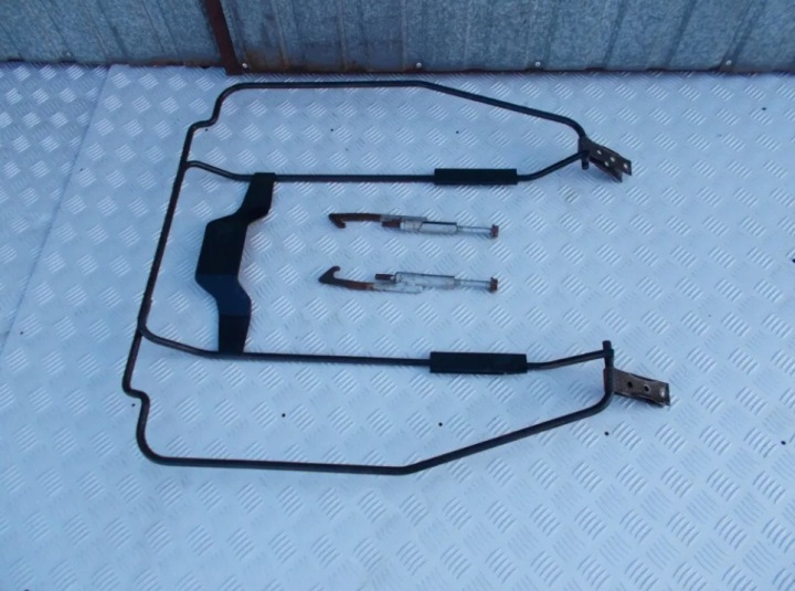Mercedes Sprinter 906 VW Crafter guard wheels of a spare - holder + haki