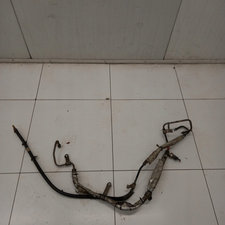 Tubi SERVOSTERZO KOMPLET FORD FIESTA MK 6 2S6C3A713CL 4S6C3A719AL 1.4 D