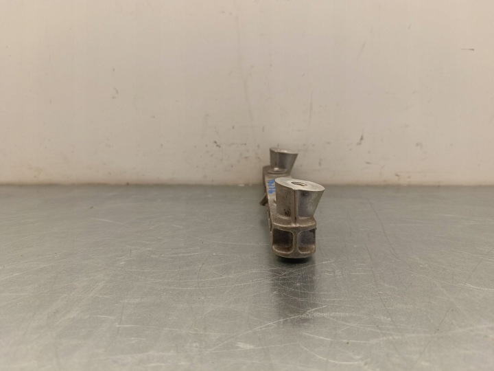 2025 Volvo XC40 Engine part 30022708 5