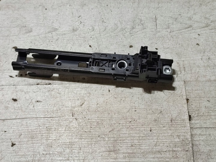Mercedes-Benz GLK (X204) 2013 rail control supports safety