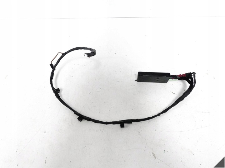 BMW 6 G32 GT GRAN TURISMO 17-23 antenna amplifier wiring to the bonnet rear part
