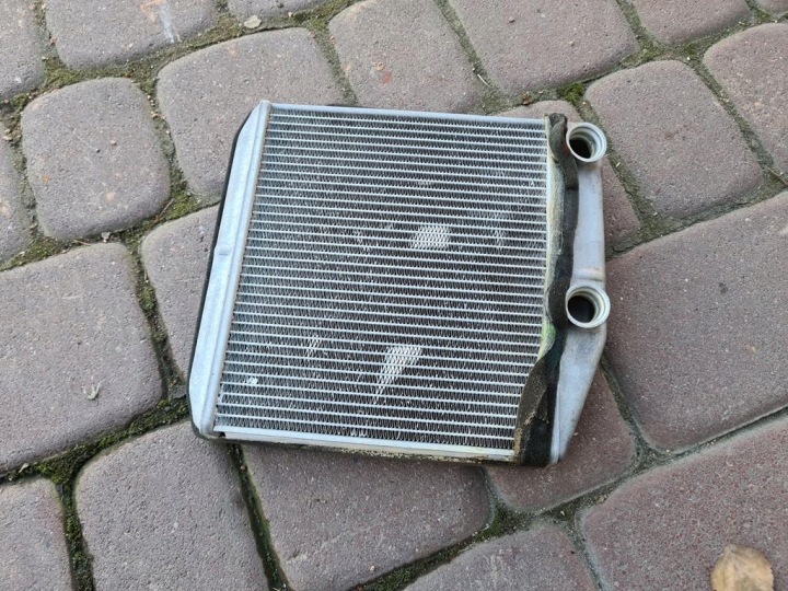 Radiateur d’eau wymiennik ciepla FIAT DOBLO II 2