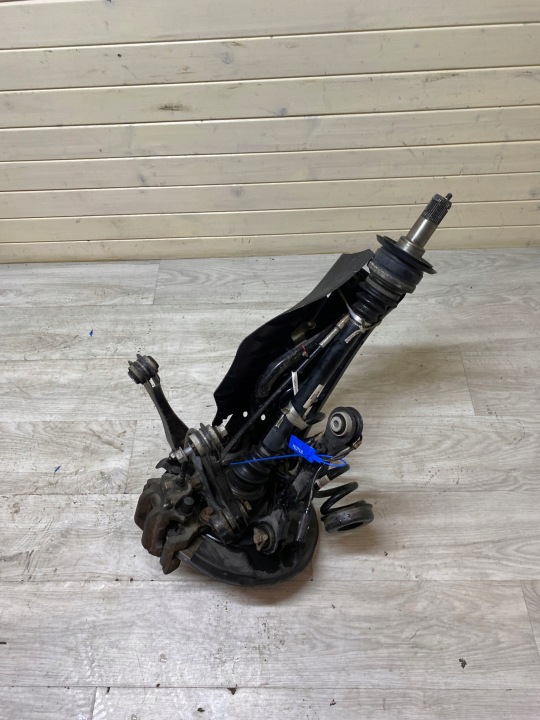 BMW 3 F30 otoč rameno levá záď poloos 7597685
