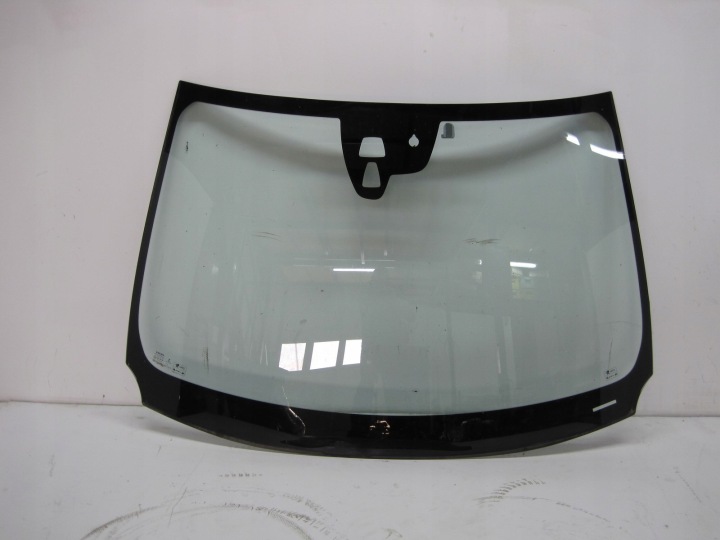FENSTER CZOLOWA VORNE VOLVO V40 14R