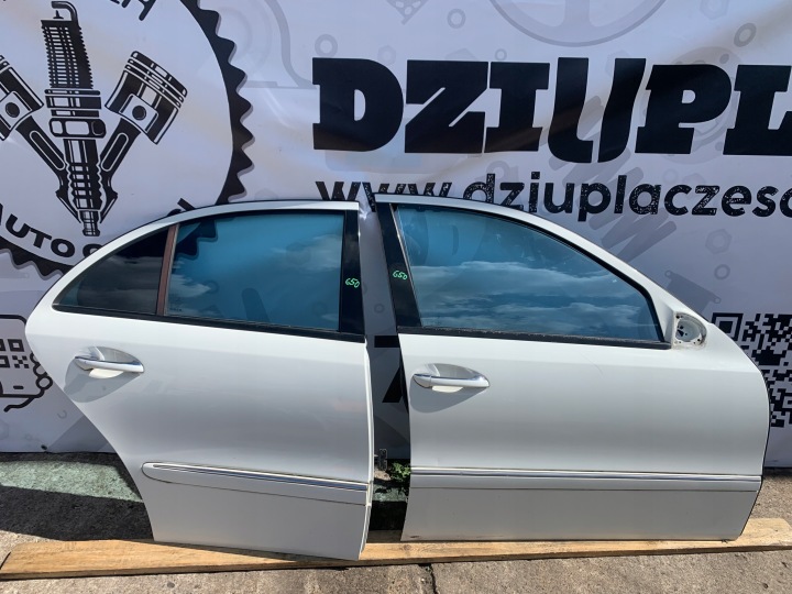 MERCEDES W211 E-KLASA door right front front 650 c650