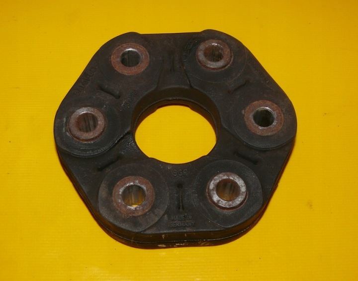 TLUMIK DRGAN Palier joint cardan arbre transmission MERCEDES E-KLASA W213