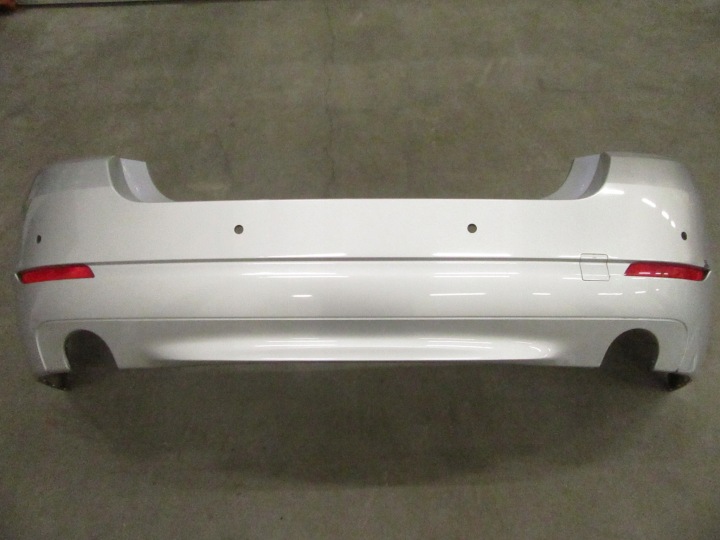 Stoßstange heck hinten BMW 5 F10 Sedan 354 Titansilber metallic 535d