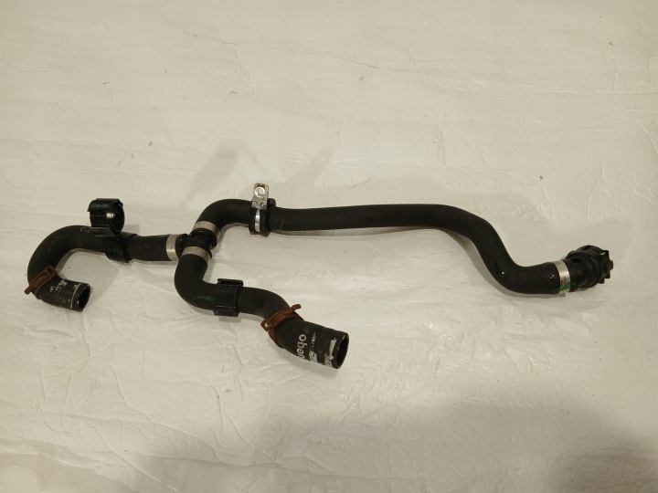 AUDI A4 B9 LIFT Schlauch Rohr Schlauch rohr des Wassers 8W0145920M