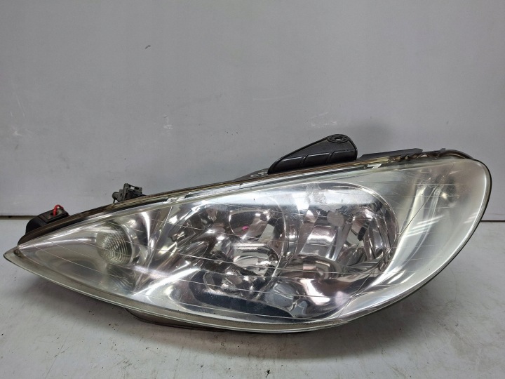 Feux phare Avant Gauche 9628666880 PEUGEOT 206 LIFT 2002