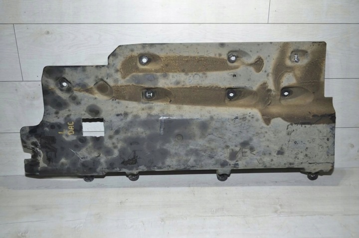 coperchio , copertura copertura GREMBIALINA Protezione Sottoscocca sinistra Dacia Duster II 20r