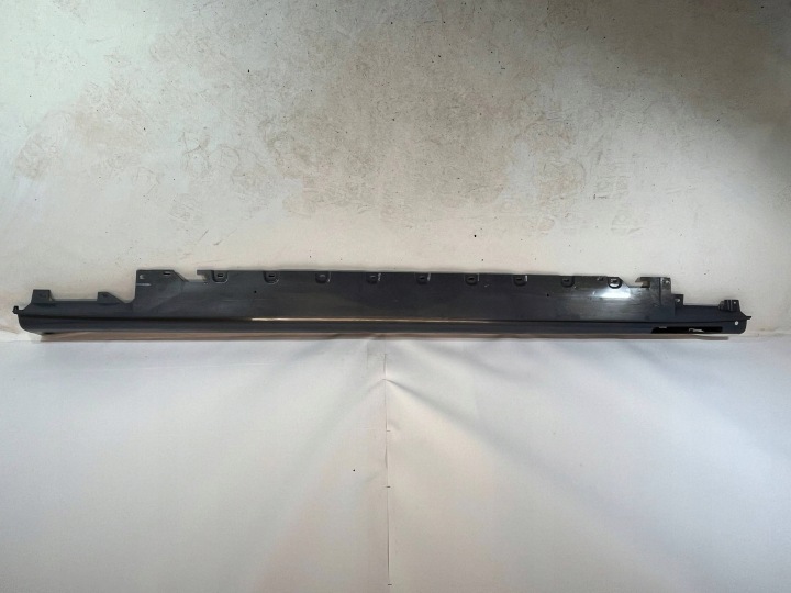 fedél küszöb BMW 7 G70 9464161