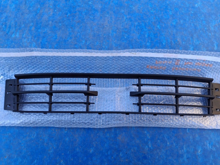 griglia paraurti anteriore medio SKODA FABIA III 2014R->