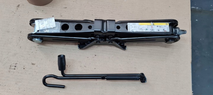 A4 B9 8W gear lever lift for the car 8W0011031B A5 8W