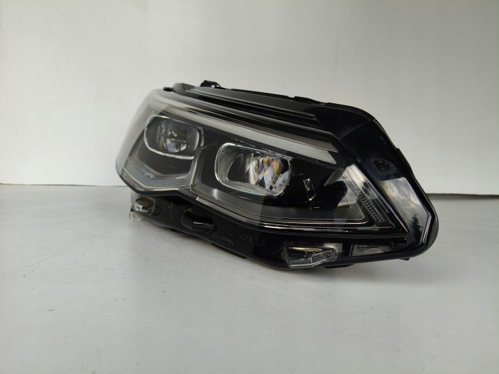 light right REFLEKTOR VW GOLF VIII 8 5H 5H0 20- FULL LED