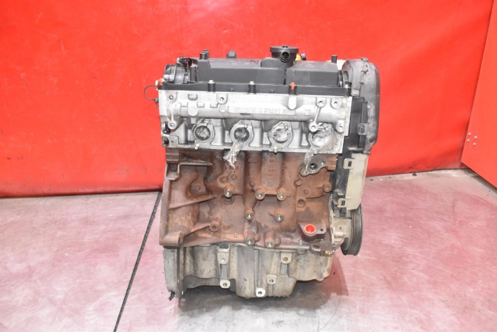 engine DIESEL pump K9KA636 167008557R NISSAN JUKE 1 and F15 1.5 DCI FILM