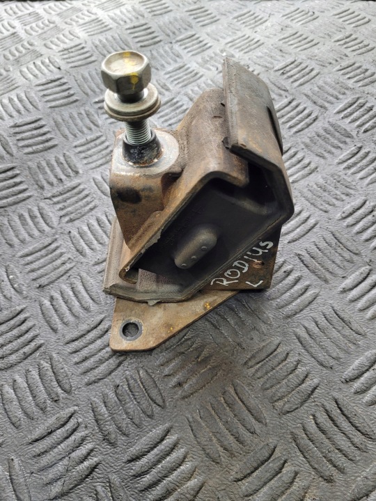 Supporti motore usato sinistra 20720-21001 SSANGYONG RODIUS II 2.2 D XDI