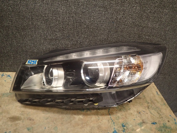 FEUX PHARE AVANT GAUCHE KIA SORENTO 15- XENON LED