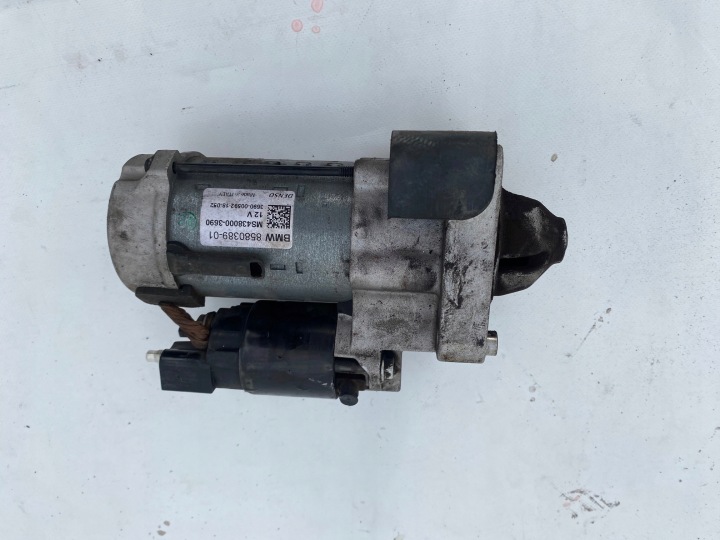 BMW X1 F48 Moteur du démarreur 8580389
