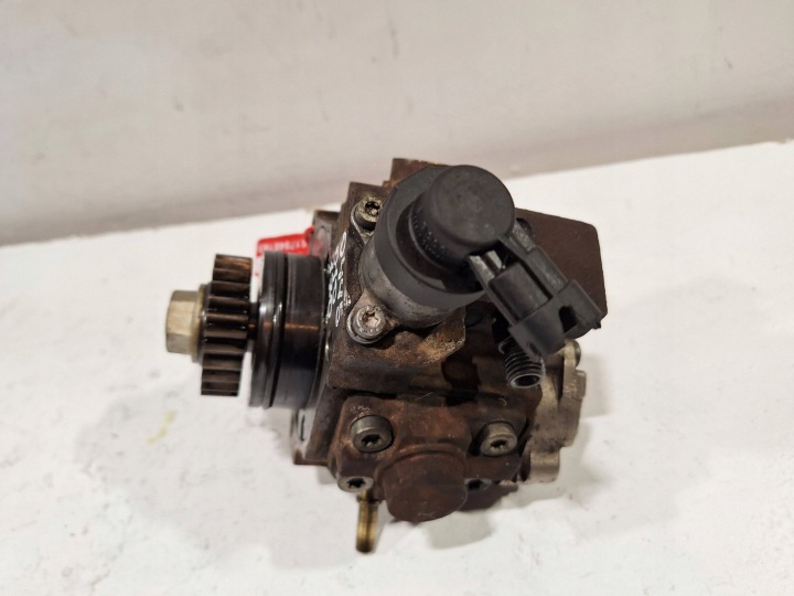 Einspritzpumpe BOSCH 0445010170 RENAULT KOLEOS 2.0 DCI 08