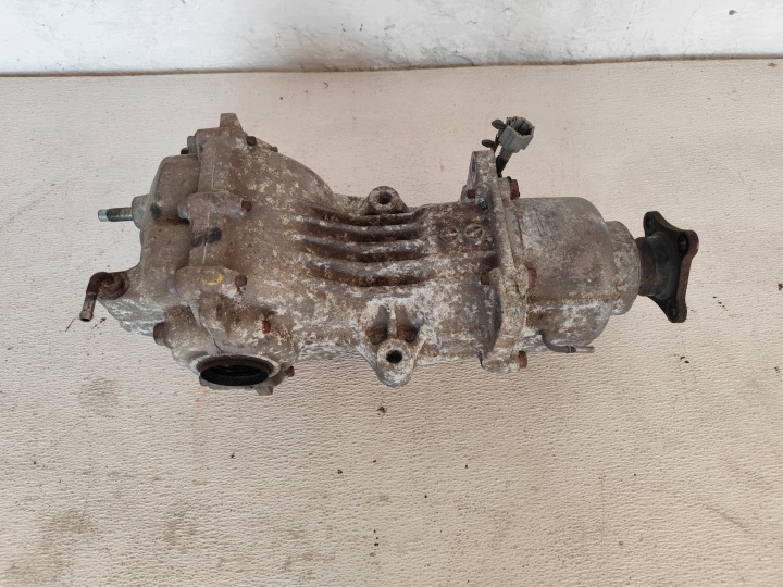 NISSAN QASHQAI 2008 J10 2.0 Benzin MANUAL hinten Differential