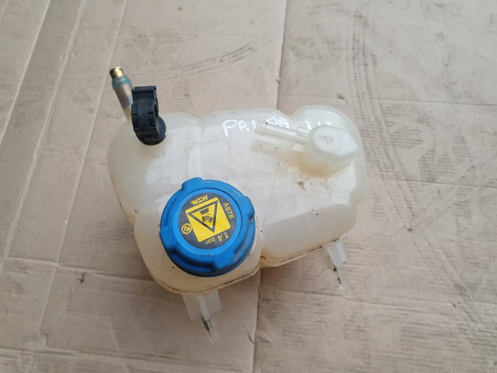 Ausdehnungsbehälter des Gasses FIAT PANDA III 3 2012- 51880401