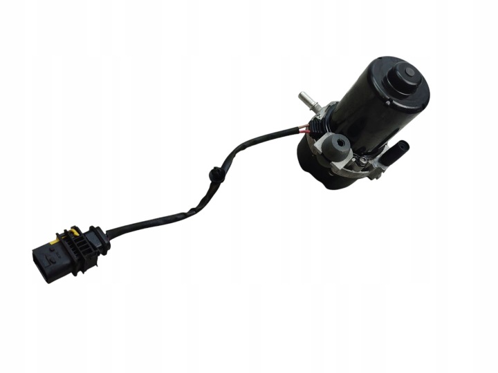 pump VACUM MERCEDES EQA EQB H243 X243 X253 W213 W167 A0004303500